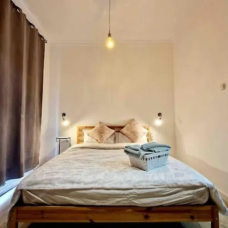 Apartment Loft Nearby Sagrada Familia