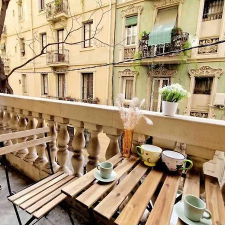公寓 Loft Nearby Sagrada Familia 巴塞罗那